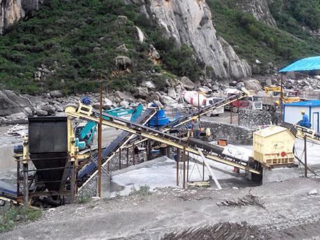 成套的河卵石破碎九游老哥J9俱乐部官网设备